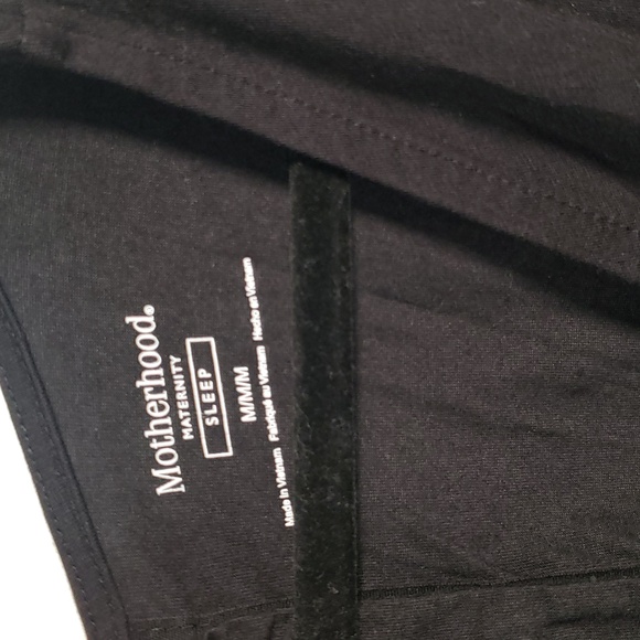 🤰Motherhood Maternity blacl nightgown in size Medium p2p 20 🤰 - Picture 5 of 7